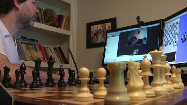 Gregory Kaidanov teaching chess on the internet