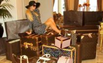 This Louis Vuitton luggage would have cost Paris Hilton a tidy sum at today's prices (Pic: Splash News/Twitpic)