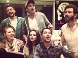 The cast of That '70s Show reunite to perform the show's theme tune, seven years after the series ended