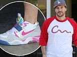 Did you steal your wife¿s sneakers? Kevin Federline steps out in pink girly trainers while out at a gas station
