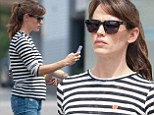 Barefaced Jennifer Garner keeps it casual in loose fitting striped top while running errands amid pregnancy rumours