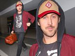 sexy new dad Ryan Gosling leaving LA at AX airport april 4, 2015 /X17online.com