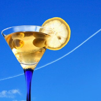 plane-drink-cocktail
