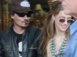 Johnny Depp and wife shopping on the gold coast  7.jpg