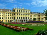 Schonbrunn Palace, Vienna, Austria.
B3N457