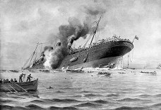 Saksalainen sukellusvene torpedoi Lusitanian 7. toukokuuta 1915.