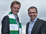 14 July 2015; Former Republic of Ireland International Damien Duff was today unveiled as Shamrock Rovers' newest signing with manager Pat Fenlon. St. Stephen's Green, Dublin. Picture credit: David Maher / SPORTSFILE
