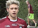 UK CLIENTS MUST CREDIT: AKM-GSI ONLY\nEXCLUSIVE: West Hollywood, CA - One Direction band member Niall Horan takes a break in West Hollywood as he goes to Equinox for a quick workout, alongside his bodyguard.  The 21 year old is currently on the "On The Road Again" Tour with his fellow One Direction bandmates.\n\nPictured: Niall Horan\nRef: SPL1083680  200715   EXCLUSIVE\nPicture by: AKM-GSI / Splash News\n\n