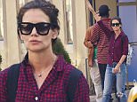 EXCLUSIVE: Katie Holmes spotted wearing red plaid shirt and sneakers while hailing a taxi cab in NYC\n\nPictured: Katie Holmes\nRef: SPL1089080  280715   EXCLUSIVE\nPicture by: J. Webber / Splash News\n\nSplash News and Pictures\nLos Angeles: 310-821-2666\nNew York: 212-619-2666\nLondon: 870-934-2666\nphotodesk@splashnews.com\n