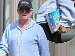 MUST BYLINE: EROTEME.CO.UK\nTop Gear presenter Chris Evans is seen carrying the 'Official DVSA Theory Test' book while enjoying brunch at Greenberry in Primrose Hill\nEXCLUSIVE    August 12,  2015\nJob: 150812L3     London, England\nEROTEME.CO.UK\n44 207 431 1598\nRef:  341629\n