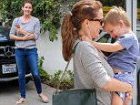 4 Sep 2015 - PACIFIC PALISADES - USA  JENNIFER GARNER WITH SAMUEL AT NAIL SALON IN PACIFIC PALISADES.   BYLINE MUST READ : XPOSUREPHOTOS.COM  ***UK CLIENTS - PICTURES CONTAINING CHILDREN PLEASE PIXELATE FACE PRIOR TO PUBLICATION ***  **UK CLIENTS MUST CALL PRIOR TO TV OR ONLINE USAGE PLEASE TELEPHONE  44 208 344 2007 ***