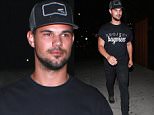 5 Sep 2015 - WEST HOLLYWOOD - USA  TAYLOR LAUTNER ARRIVES TO THE NICE GUY WITH A STONE FACED LOOK.     BYLINE MUST READ : TWIST / XPOSUREPHOTOS.COM  ***UK CLIENTS - PICTURES CONTAINING CHILDREN PLEASE PIXELATE FACE PRIOR TO PUBLICATION ***  **UK CLIENTS MUST CALL PRIOR TO TV OR ONLINE USAGE PLEASE TELEPHONE  44 208 344 2007 ***