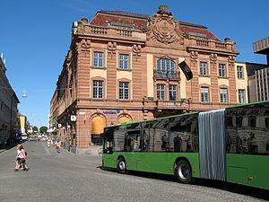Buss i Stora Torget, Uppsala.jpg