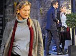 October 13, 2015: October 13, 2015  Ren»e Zellweger and Colin Firth seen on set of Bridget Jones's Baby in London.  Non Exclusive Worldwide Rights Pictures by : FameFlynet UK © 2015 Tel : +44 (0)20 3551 5049 Email : info@fameflynet.uk.com