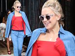 143795, Kate Hudson wears a full denim outfit as she leaves her hotel in Tribeca, New York City. New York, New York - Friday October 16, 2015. Photograph: © PacificCoastNews. Los Angeles Office: +1 310.822.0419 sales@pacificcoastnews.com FEE MUST BE AGREED PRIOR TO USAGE