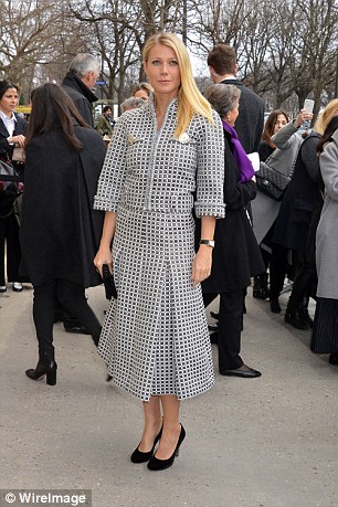 Gwyneth Paltrow attends the Chanel Haute Couture Spring Summer 2016 show as part of Paris Fashion Week on January 26, 2016