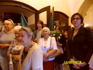 Licznie zebrani w kościele Garnizonowym - fot. H. Telesińska
