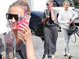 So shy! Cameron Diaz and  Nicole Richie leaving beauty salon in Hollywood  may 20, 2016 
Luis/X17online.com