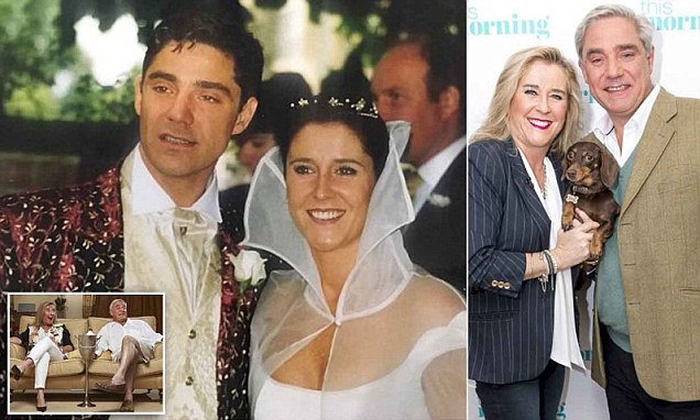 Gogglebox's Steph and Dom Parker look unrecognisable in flashback wedding photo on Twitter