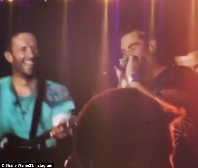 He's got skills! During Coldplay's Melbourne show on Saturday, Australian cricketer Shane Warne popped up on stage to play the harmonica