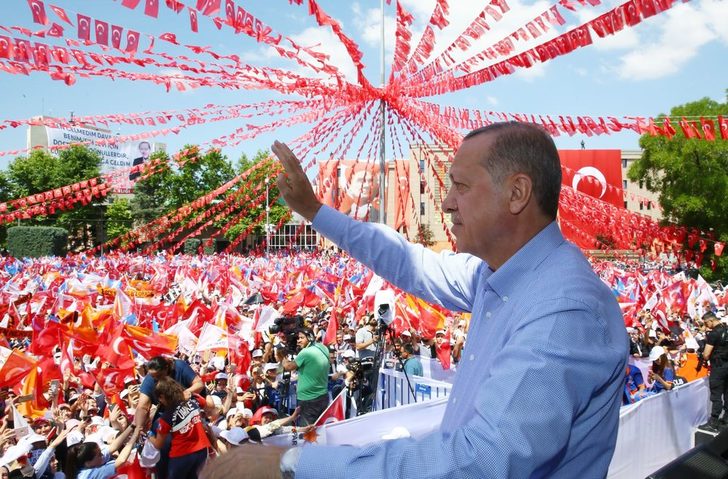 24 Haziran seçimleri için son anket Bloomberg'ten: Cumhurbaşkanı Erdoğan önde ama sürpriz olabilir