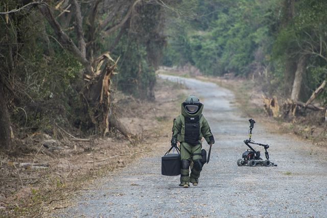 US army EOD teams trained with Royal Thai military EOD units during Cobra Gold 2017 640 001