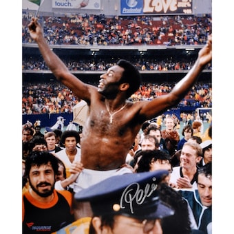 Pele Brazil National Team Fanatics Authentic Autographed 16" x 20" Shirtless Celebration Photograph