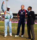 Mahendra Singh Dhoni and Kevin Pietersen at the toss with Roshan Mahanama, India v England, 5th ODI, Cuttack, November 26, 2008