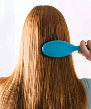 brushing-and-combing-of-hair1
