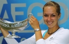 Sabine Lisicki wins AEGON Classic singles title