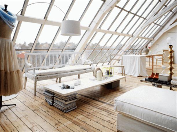 Romantic-Sweden-White-Apartment-with-Contemporary-Design