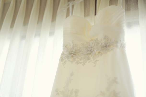 lace-gown-alberta-wedding