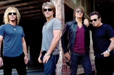 Bon Jovi Live: Backstage Video Tour (Exclusive)