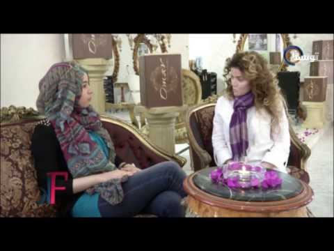0 A la télévision tunisienne, Chayma renonce publiquement à continuer à porter le voile