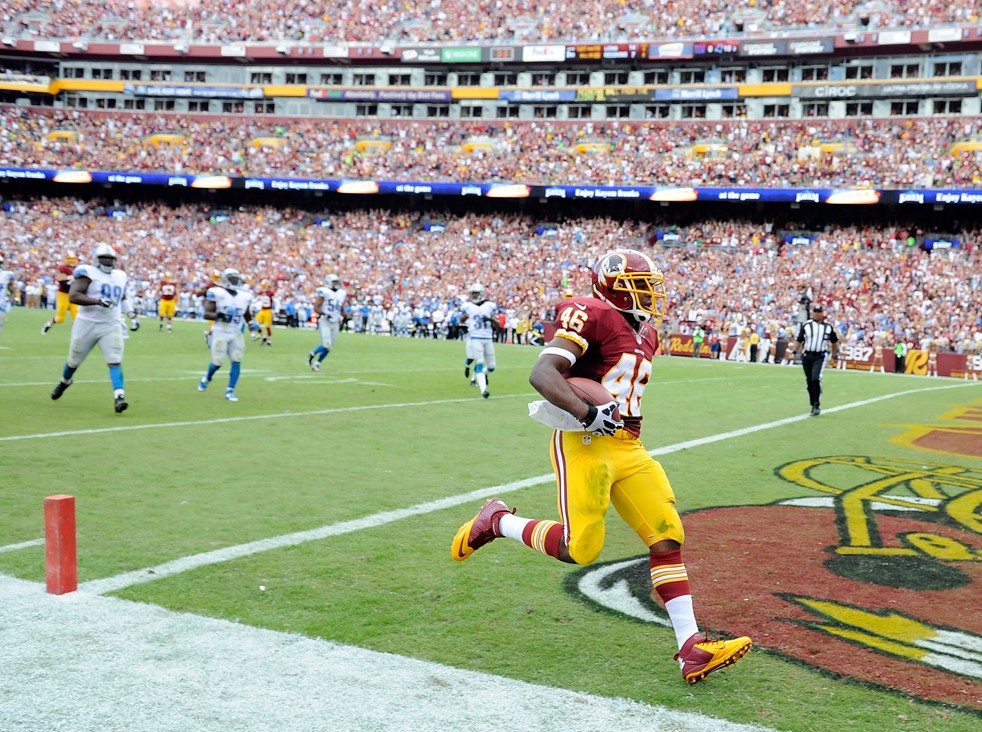 Alfred Morris leads the NFL with 5.2 yards per carry. (Greg Fiume/Getty Images) 