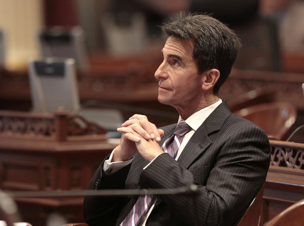 State Sen. Mark Leno (D-San Francisco) proposed legislation Monday aimed at changing the Ellis Act to cut down on the displacement of renters in San Francisco.