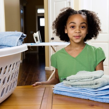 child-fold-laundry