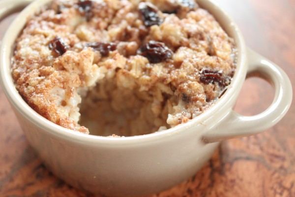 Oatmeal Raisin Cookie Baked Oatmeal for One

