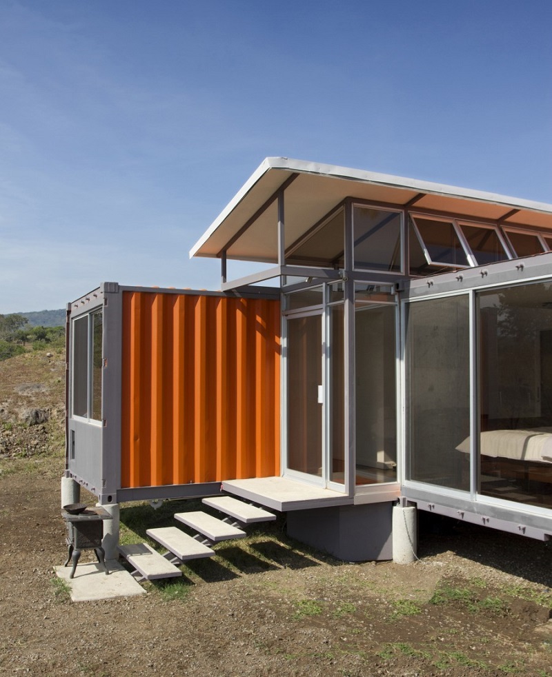 Sophisticated shipping container home8