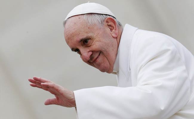 Mexicans To Light Pope Francis's Route With Mobile Phones