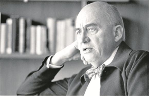 Im Alter von 87 Jahren ist der Tübinger Wirtschaftswissenschaftler Dieter Pohmer gestorben