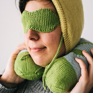 Knit DIY: Knit Travel Set