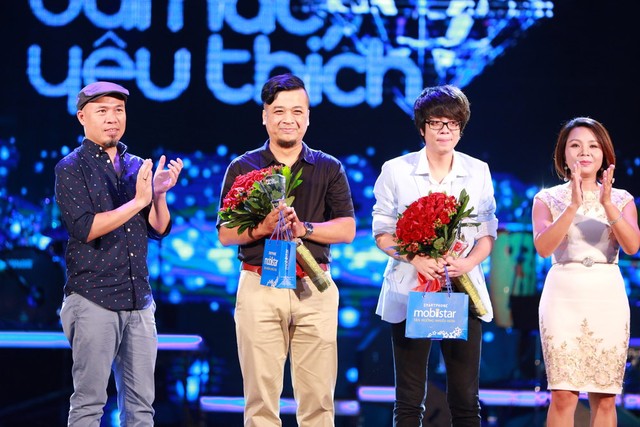 Với sự ủng hộ nhiệt tình của fan, Nỗi nhớ vô hình đã trở thành “ Bài hát yêu thích nhất tháng 9” Phần thưởng là 1 điện thoại Kim cương Đen của thương hiệu Việt – Mobiistar