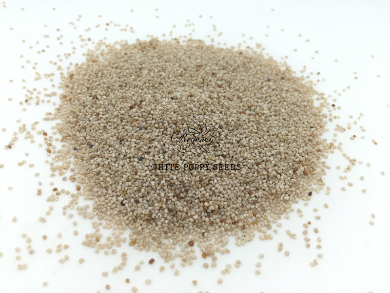 whole-white-poppy-seeds-clean