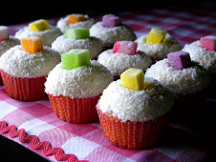 coconut jewel cupcakes 1