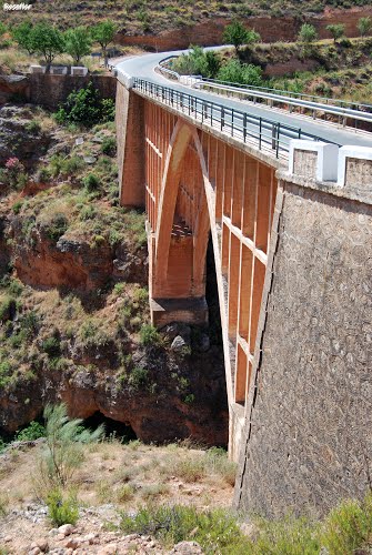 Hinojares: Puente sobre el río Turrillas