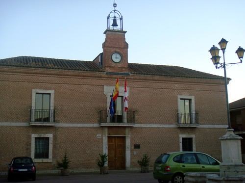 Serrada- Ayuntamiento