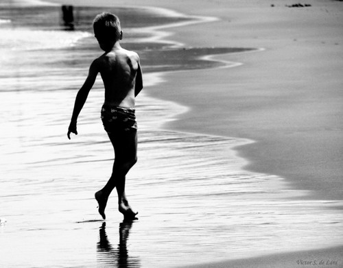 La danza del niño de la playa / Beach boy dance