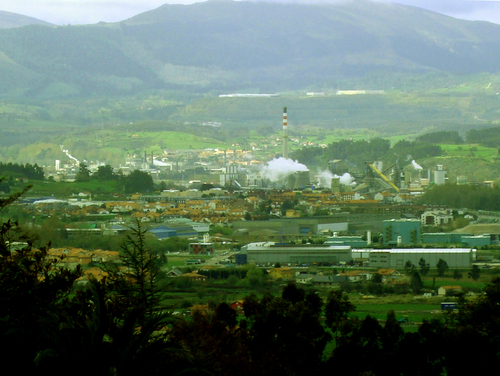 Industrias de Torrelavega vistas desde Miengo. JX3.
