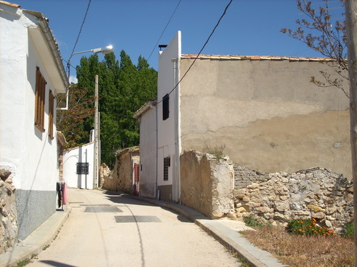 Calle de la Iglesia "Tondos"